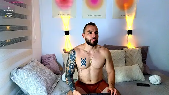 Snapshot of Isaac_Carter chatting on March 2025 10:40:02 AM Isaac Carter online show from March 2025 10:40:02 AM