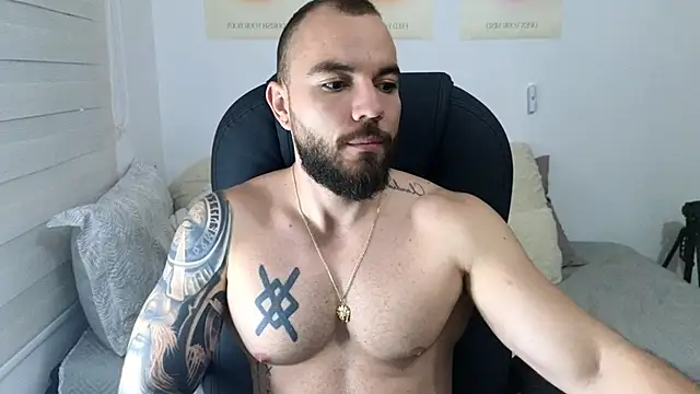 Isaac Carter online show from October 2025 11:16:01 AM