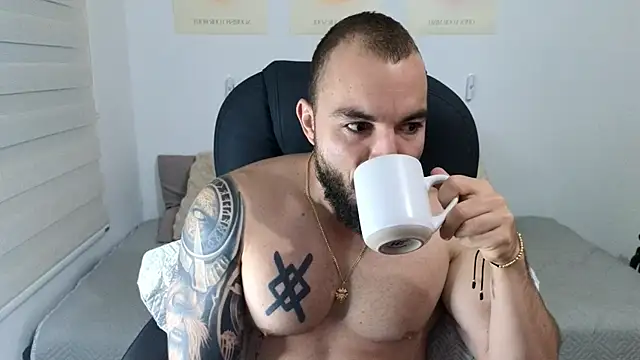 Isaac Carter online show from October 2025 10:58:02 AM