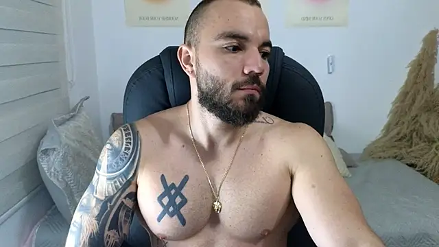 Isaac Carter online show from November 2025 10:47:02 AM