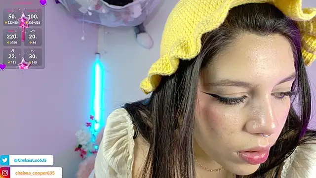 Snapshot of chelsea__coo chatting on March 2025 08:31:01 PM chelsea coo online show from March 2025 08:31:01 PM