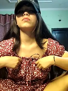 Snapshot of roshni_3562 chatting on March 2025 03:45:02 PM roshni 3562 online show from March 2025 03:45:02 PM