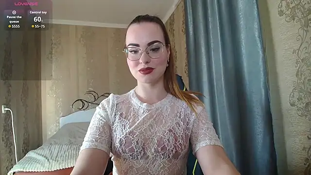 Leila Kissyu online show from May 2026 02:13:01 PM