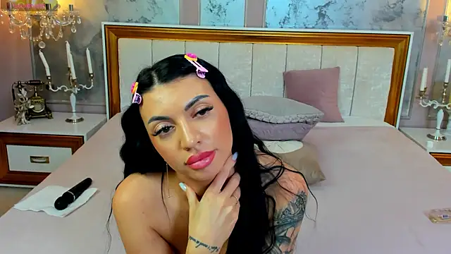 Snapshot of MightyMiss chatting on March 2025 10:11:02 AM MightyMiss online show from March 2025 10:11:02 AM