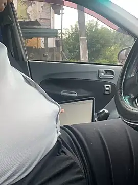 Snapshot of dam-her-boy chatting on October 2025 02:22:02 AM dam-her-boy online show from October 2025 02:22:02 AM