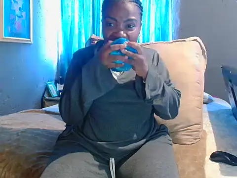 Snapshot of WildSeduction24xx chatting on September 2025 10:42:01 AM WildSeduction24xx online show from September 2025 10:42:01 AM
