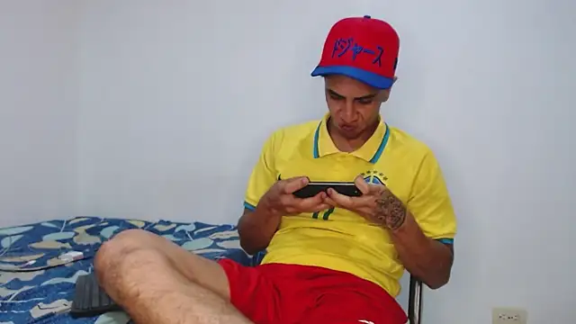 Monkey uchiha777 online show from December 2025 10:48:01 PM