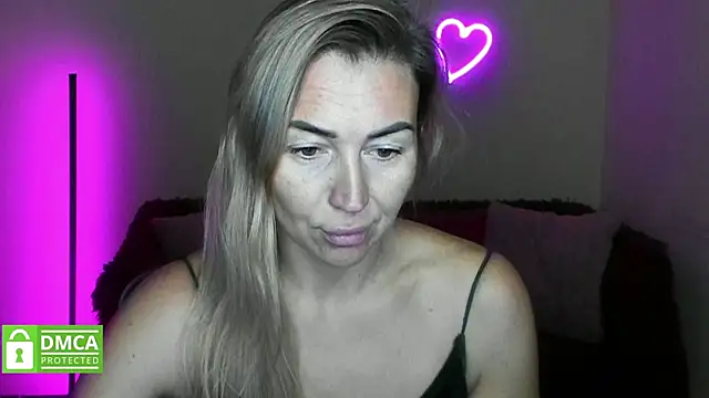 Kiss julli88I online show from November 2025 06:22:01 AM