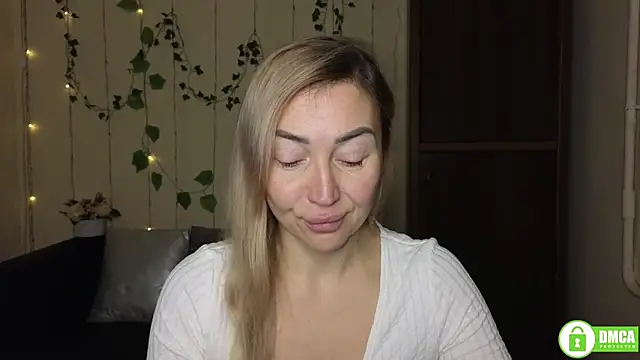 Kiss julli88I online show from January 2026 06:33:01 PM