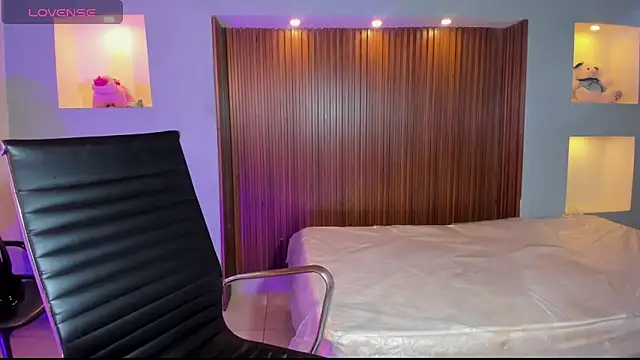 ZaraBlaze5 online show from September 2025 03:34:01 PM