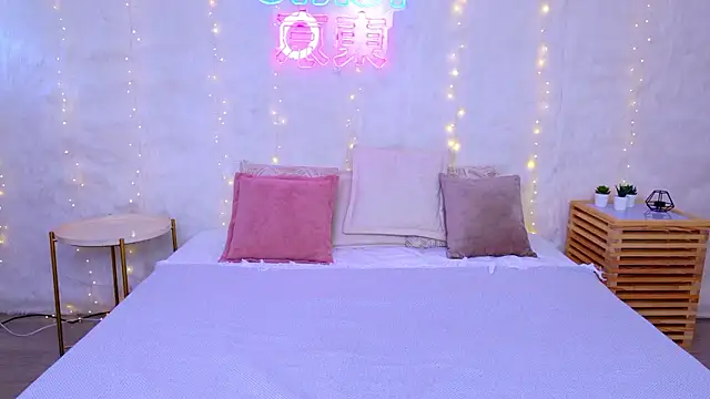 JaneRayan online show from March 2026 04:35:01 PM