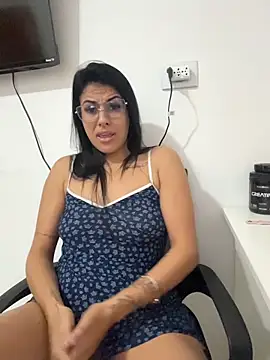 jheicylli online show from April 2026 01:41:02 PM