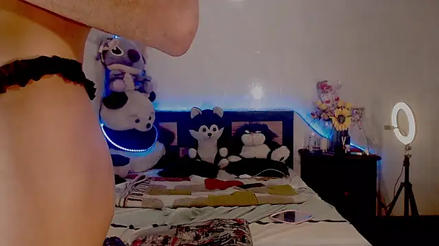 KimberlyXtreme online show from September 2025 09:15:01 PM