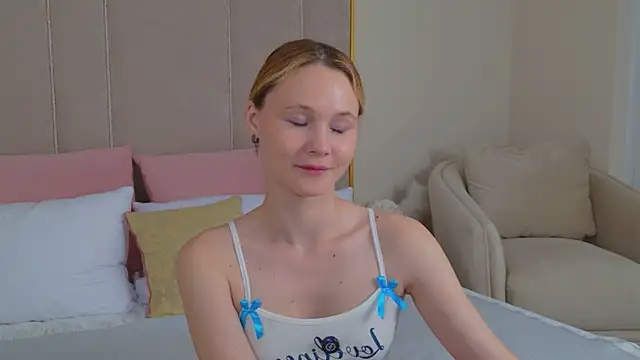 AmeliRoyse online show from June 2026 05:34:02 PM