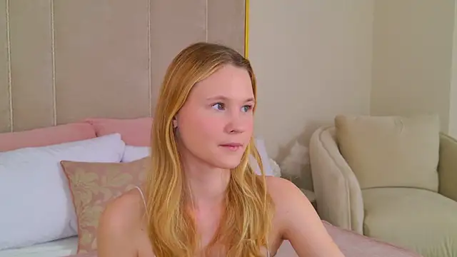 AmeliRoyse online show from June 2026 05:11:02 PM