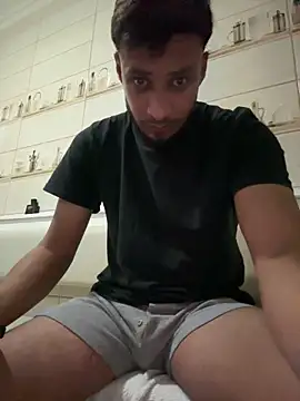 Pennys19CM online show from March 2025 08:42:02 PM