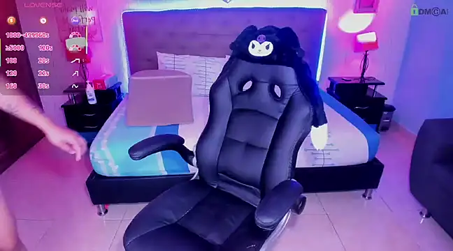 Snapshot of _Lilly_miller chatting on March 2025 01:08:01 PM Lilly miller online show from March 2025 01:08:01 PM