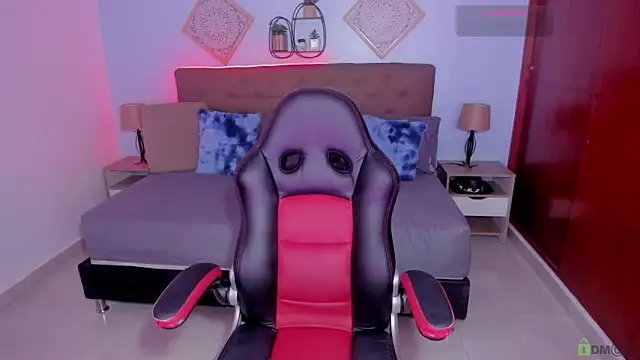 Snapshot of _Lilly_miller chatting on November 2025 05:33:02 PM Lilly miller online show from November 2025 05:33:02 PM