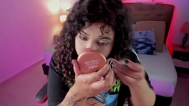 Snapshot of _Lilly_miller chatting on November 2025 07:25:01 PM Lilly miller online show from November 2025 07:25:01 PM