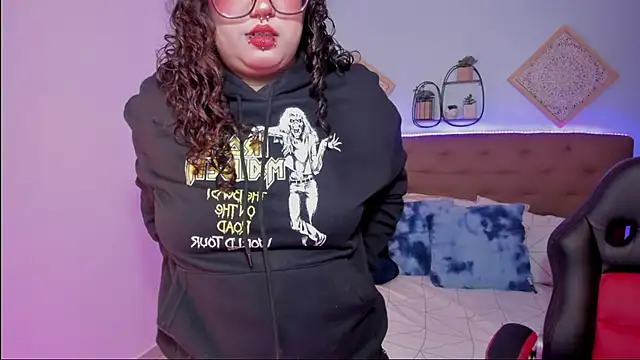 Snapshot of _Lilly_miller chatting on November 2025 06:42:02 PM Lilly miller online show from November 2025 06:42:02 PM