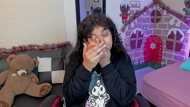 Snapshot of _Lilly_miller chatting on December 2025 04:17:01 AM Lilly miller online show from December 2025 04:17:01 AM