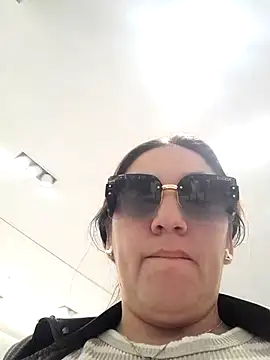 Snapshot of Luna-nevada chatting on November 2025 10:54:01 PM Luna-nevada online show from November 2025 10:54:01 PM