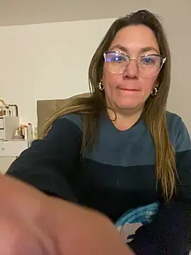 Snapshot of Luna-nevada chatting on July 2026 10:53:01 PM Luna-nevada online show from July 2026 10:53:01 PM