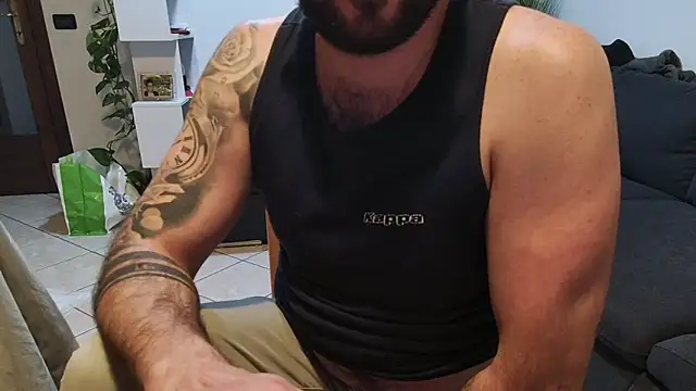 maialinofriuli online show from November 2025 04:51:01 PM