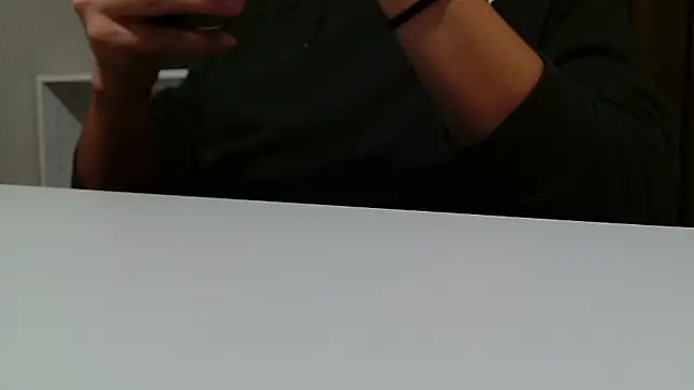 Snapshot of Stretch-man chatting on November 2025 04:33:01 AM Stretch-man online show from November 2025 04:33:01 AM