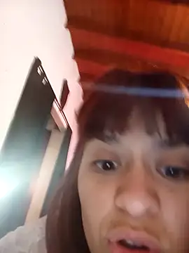 Snapshot of Putitaa34 chatting on November 2025 08:05:01 PM Putitaa34 online show from November 2025 08:05:01 PM