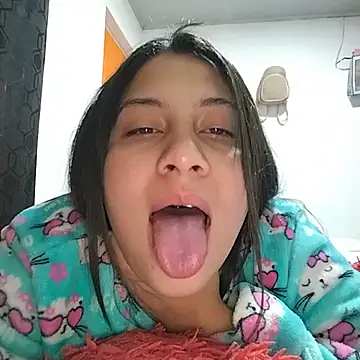 esmeralda jadees online show from November 2025 03:06:02 PM