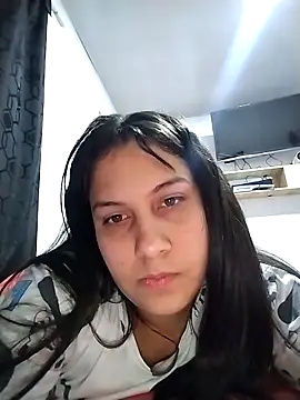 esmeralda jadees online show from April 2026 02:10:02 PM