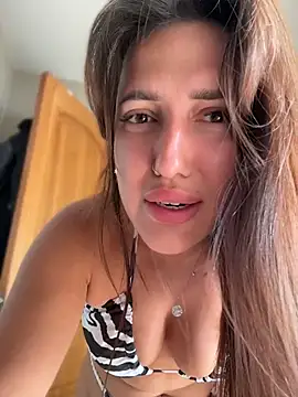 AleksandraRich online show from June 2026 01:04:01 AM