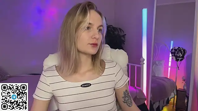  Vikky Moon  online show from June 2026 01:09:01 AM