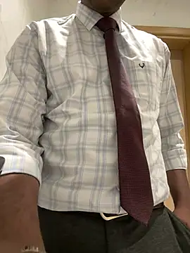 MIRTHICK2002 online show from March 2025 12:35:02 PM