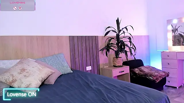  SamantaGomez online show from March 2026 07:43:02 PM