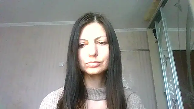 AliseWats online show from March 2025 11:51:01 AM