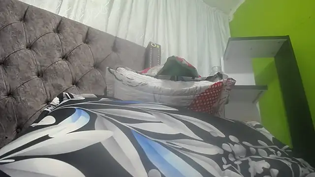 ANA-BULLOCK- online show from December 2025 12:00:01 PM