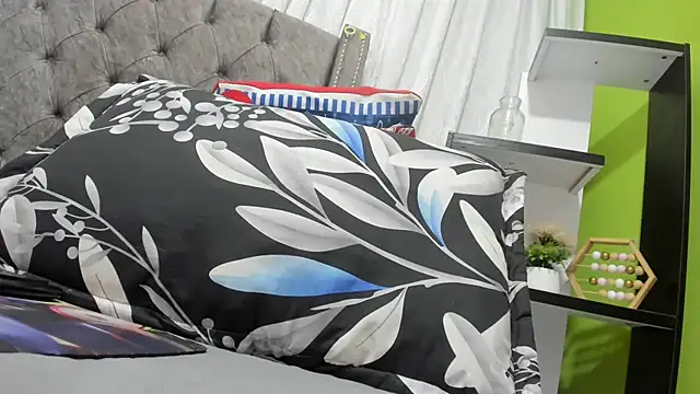 ANA-BULLOCK- online show from February 2026 12:08:01 PM