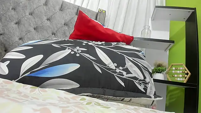 ANA-BULLOCK- online show from February 2026 11:57:02 AM