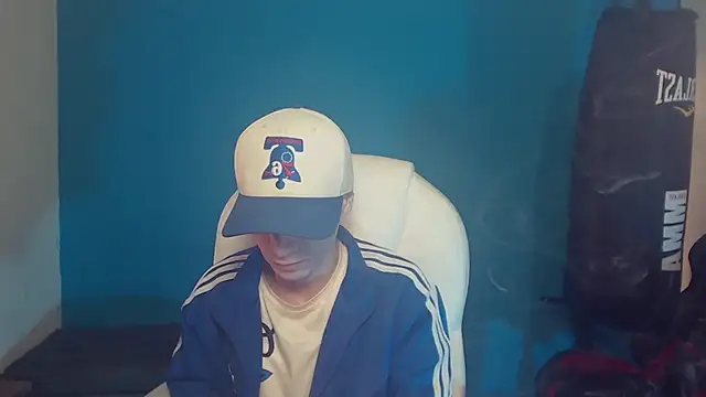 Snapshot of Burperking420_ chatting on October 2025 09:59:02 PM Burperking420 online show from October 2025 09:59:02 PM