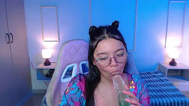 lilly 1948 online show from March 2025 06:48:02 AM