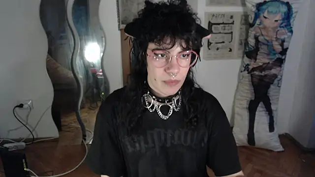 Snapshot of PainPrince69 chatting on April 2026 03:20:01 AM PainPrince69 online show from April 2026 03:20:01 AM