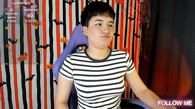 Snapshot of emma_cute7 chatting on October 2025 03:31:02 AM emma cute7 online show from October 2025 03:31:02 AM