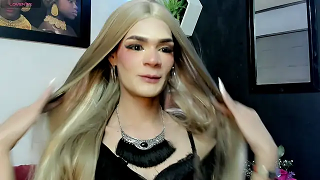 AteneaTaylor online show from March 2025 06:09:01 PM