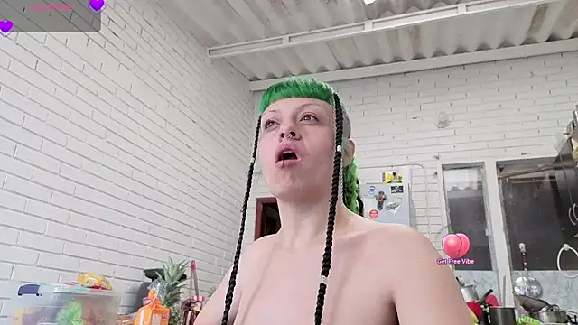 Snapshot of freyaa_sorcerees chatting on September 2025 02:39:02 PM freyaa sorcerees online show from September 2025 02:39:02 PM