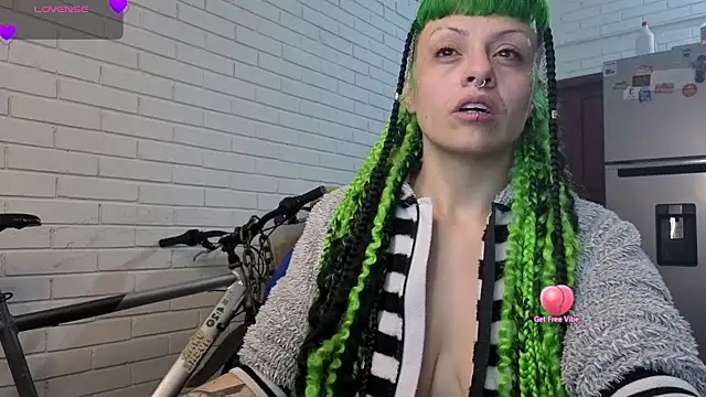 Snapshot of freyaa_sorcerees chatting on September 2025 02:54:02 AM freyaa sorcerees online show from September 2025 02:54:02 AM