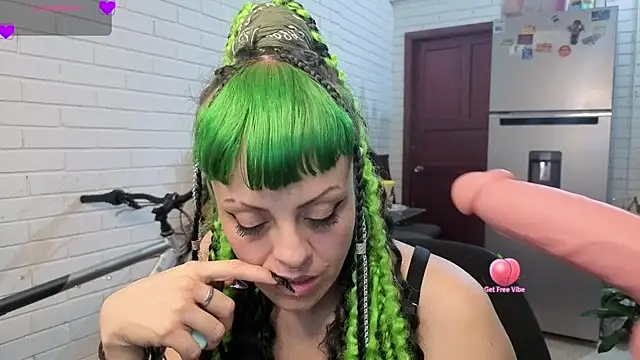 Snapshot of freyaa_sorcerees chatting on September 2025 06:26:02 AM freyaa sorcerees online show from September 2025 06:26:02 AM