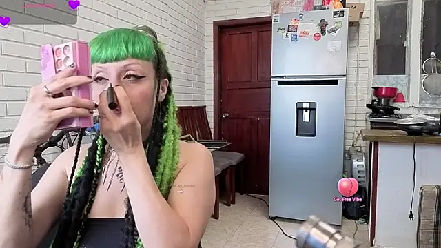 Snapshot of freyaa_sorcerees chatting on October 2025 07:01:02 PM freyaa sorcerees online show from October 2025 07:01:02 PM