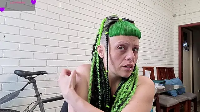 Snapshot of freyaa_sorcerees chatting on October 2025 05:34:01 PM freyaa sorcerees online show from October 2025 05:34:01 PM